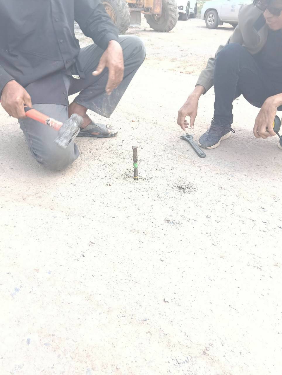 title - วันที่ 17 มีนาคม 2569 นายวิทูล ประดิษฐบุญ ปฏิรูปที่ดินจังหวัดปราจีนบุรี  มอบหมายให้ นายเชวงศักดิ์ อะปะมาตร ผู้อำนวยการกลุ่มงานช่างและแผนที่  นางรักษ์หทัยรัตน์ เมทนีกรชัย หัวหน้าฝ่ายบริหาร และเจ้าหน้าที่ ส.ป.ก.ปราจีนบุรี ลงพื้นที่ตรวจรับงานก่อสร้างถนนสายซอยในแปลงเกษตรกรรม ในเขตปฏิรูปที่ดิน ให้แก่เกษตรกรผู้ไร้ที่ดินทำกิน